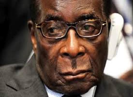 URGENT : Robert Mugabe a été destitué de la présidence de son parti, le Zanu-PF