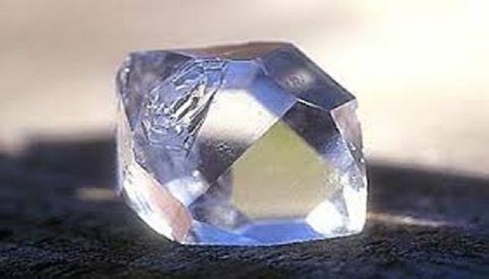 Sierra Leone : Le « diamant de la paix » de 709 carats vendu à 6,5 millions de dollars aux USA
