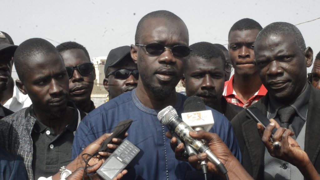 Saint Louis – Visite du leader du Pastef à Goxu Mbacc : Le député Ousmane Sonko brocarde le « Macky »