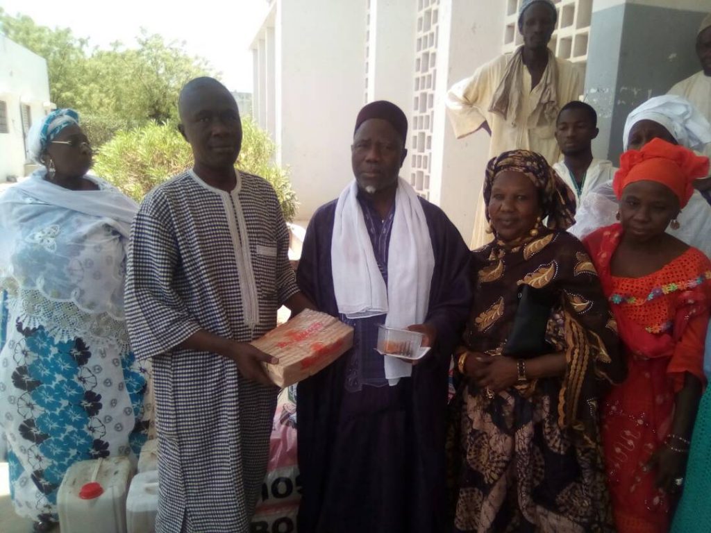 Diourbel – Journée nationale du Talibé : »Ndeyi-Jirim » l’a célébrée en octroyant des dons aux écoles coraniques