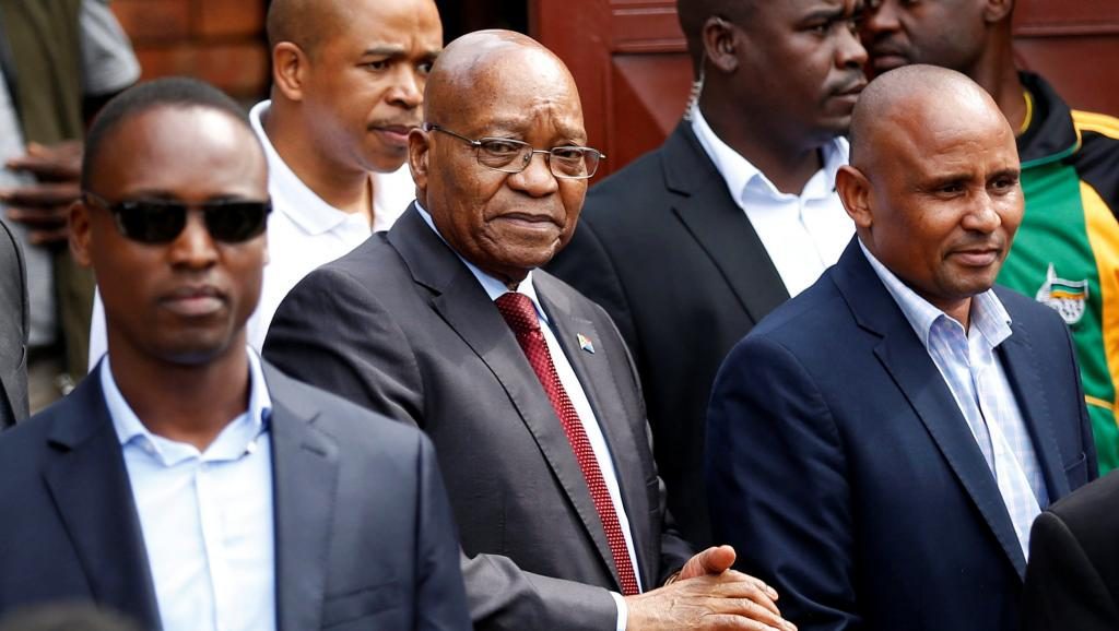 L’ex-Président Zuma devant la justice pour corruption