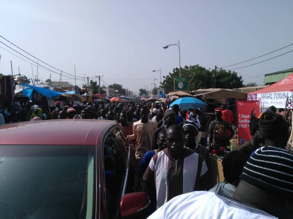IMAGES – Magal de Touba 2018 : C’est le rush à la grande mosquée et ses environs