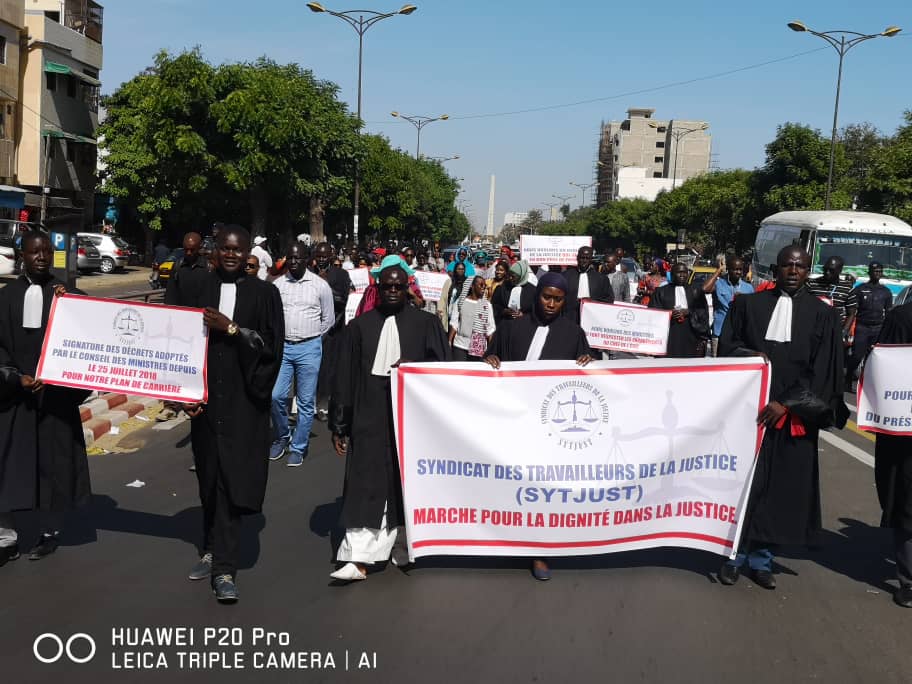 La marche pacifique du Sytjust signe l’exécution de son 2e plan d’action
