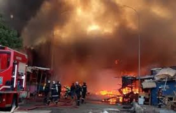 Usine de la Sonacos de Diourbel : Un stock de coques d’arachides ravagé par les flammes