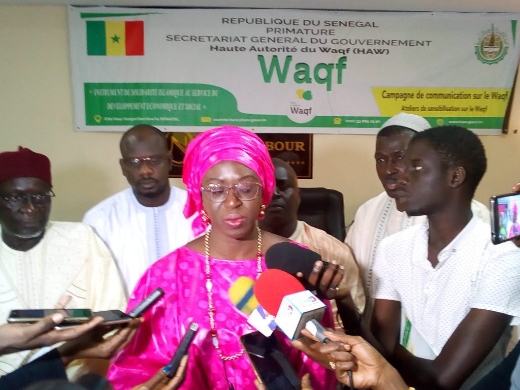 La Haute Autorité du Waqf (HAW) a remis une subvention de 2 252 000 FCFA au centre Ginddi