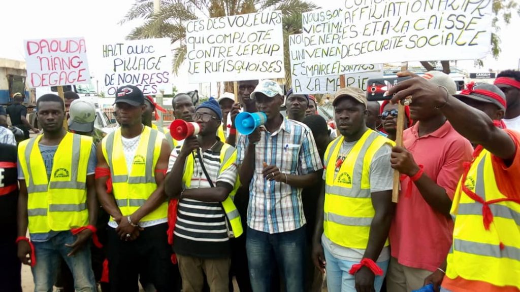 Rufisque : Les ex-travailleurs contractuels de la mairie-ville réclament leurs recrutements et dénoncent la gestion gabégique du maire Daouda Niang