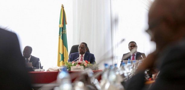 Guerre des clans à l’Apr : Macky Sall vers un nettoiement du linge sale