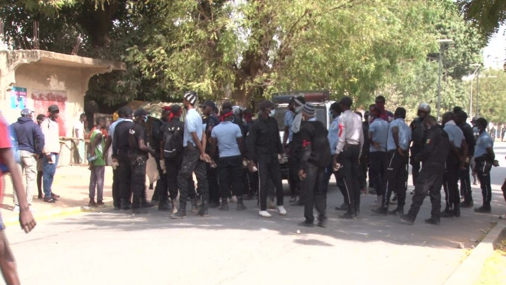 Ziguinchor / Manifestations non autorisées des ASP : Pas d’attestations mais la police de proximité déplore un blessé dans ses rangs