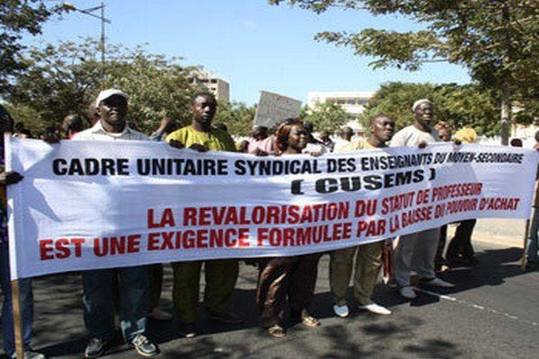 Grève secteur éducation : Syndicats d’enseignants et gouvernement se rencontrent pour une reprise des cours
