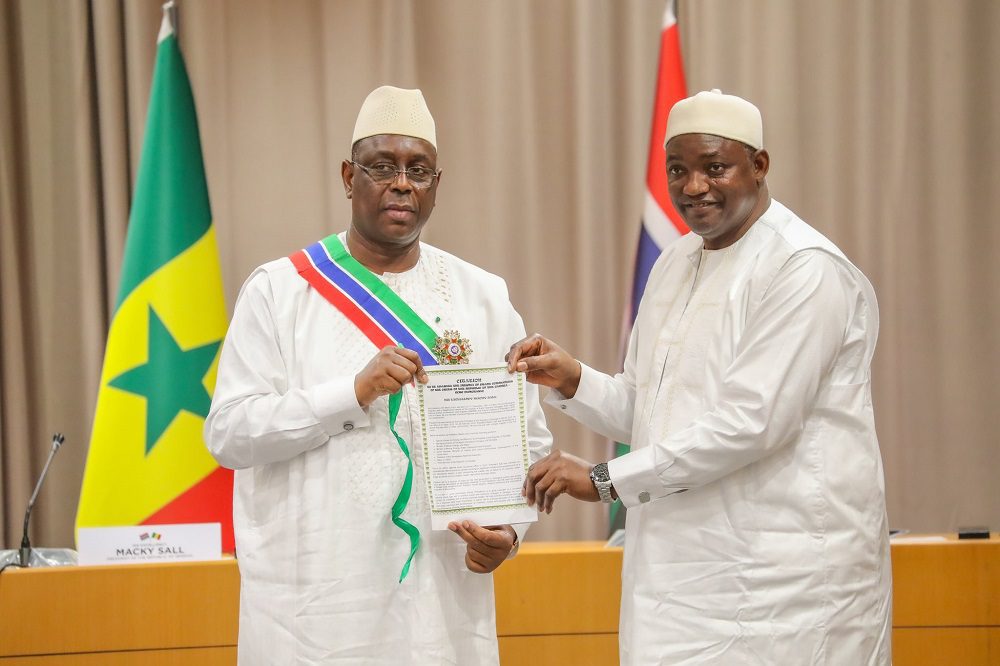Gambie : Macky Sall élevé à la dignité de Grand Commandeur de l’ordre national