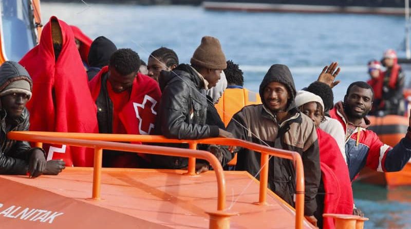 Dakhla : 157 Sénégalais secourus par la Marine royale marocaine